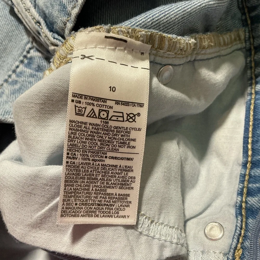 NWOT Old Navy Kids High Rise Baggy Flare. Size 10.